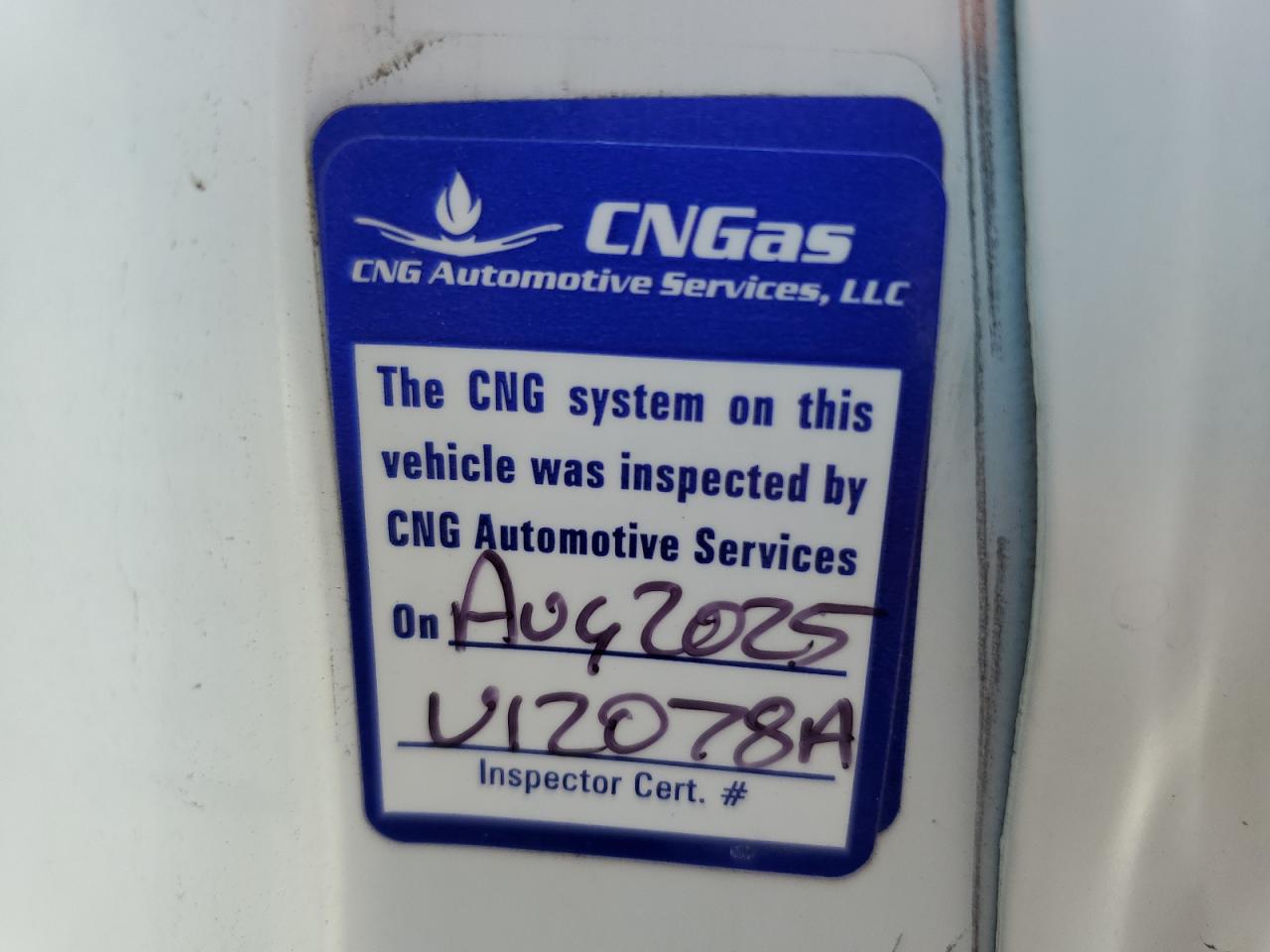 Chevrolet Express Image 11