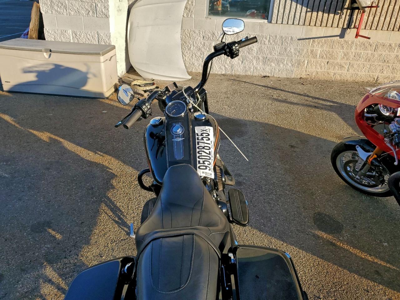 Harley-Davidson Fl Image 7