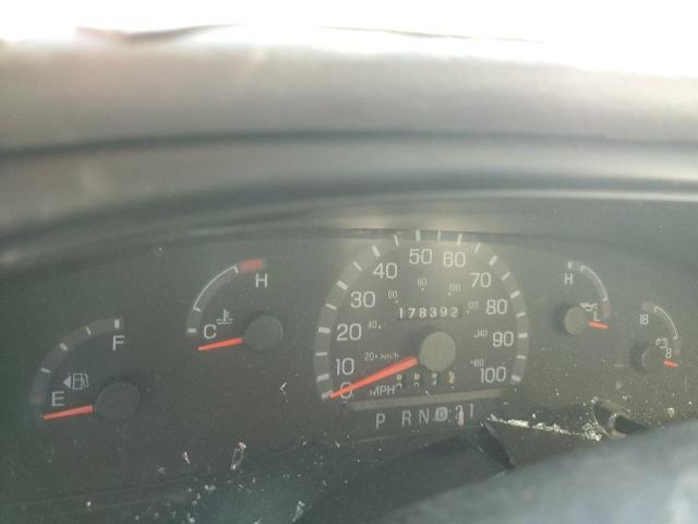 Ford Econoline E150 Van E150 Van Image 13