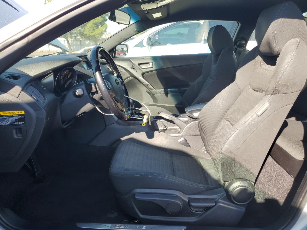 Hyundai Genesis 2.0t Image 8