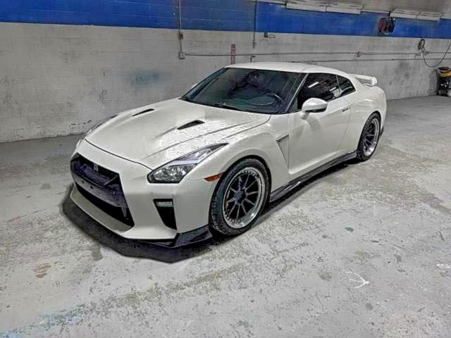 Nissan Gtr Pure Image 3