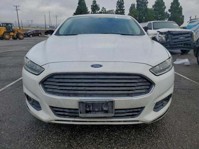 Ford Fusion Se Image 7