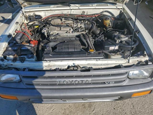 Toyota Pickup Cab Chassis Super Long Wheelbase Image 5